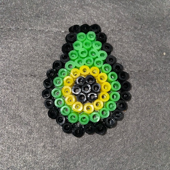 Avocado keychain - Picture 1 of 1